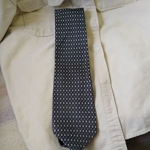 Men's silk tie